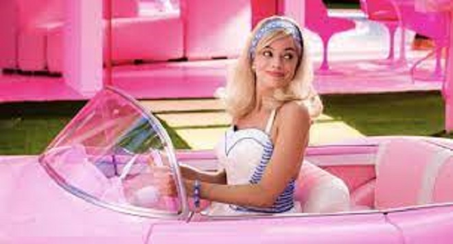 Simu Liu, an actress who also plays Ken, praised the ladies for their tireless efforts in making the film "Barbie"