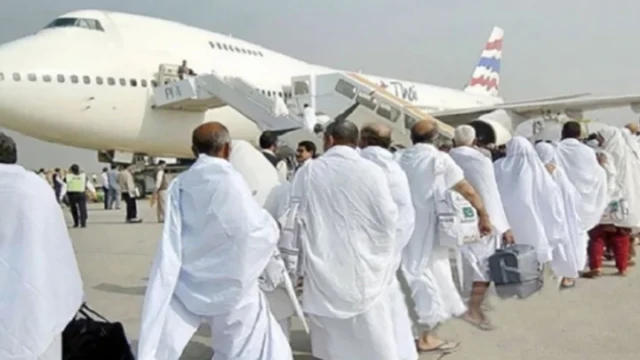 Government Aims to Reduce Hajj Cost for Middle-Class Pilgrims