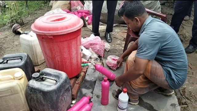 Fake Vixol Factory Busted in Natore, Producer Fined Tk50,000