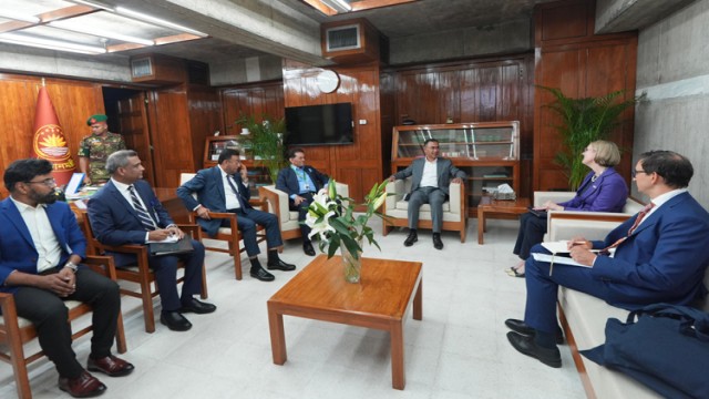 British Envoy Shows Interest in Aviation Investment