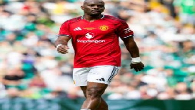 Man United Hammered 4-1 by Como, Arsenal Draw at Bayern in Champions League