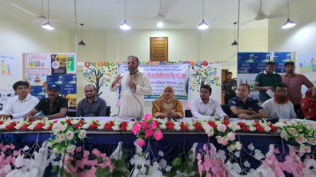 Environment State Minister Calls for Eco-Friendly Blocks, Action Against Poison Fishing