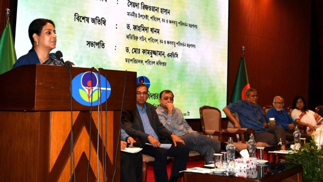 Experts urge youth to take lead in combating climate crisis