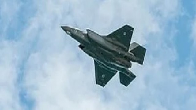 Pentagon, Lockheed Martin Announce 10-Year Deal for 850 F-35 Warplanes