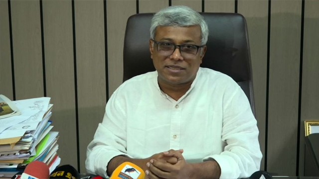 Govt signs $1 billion deal with Islamic Development Bank for Eastern Refinery expansion