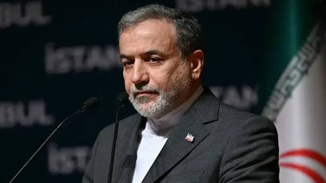Iran Warns of 'Strong and Decisive' Response to Any Attack on Its Territory