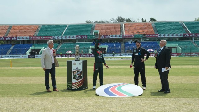 New Zealand Opt to Bowl in Series-Deciding 3rd ODI Against Bangladesh