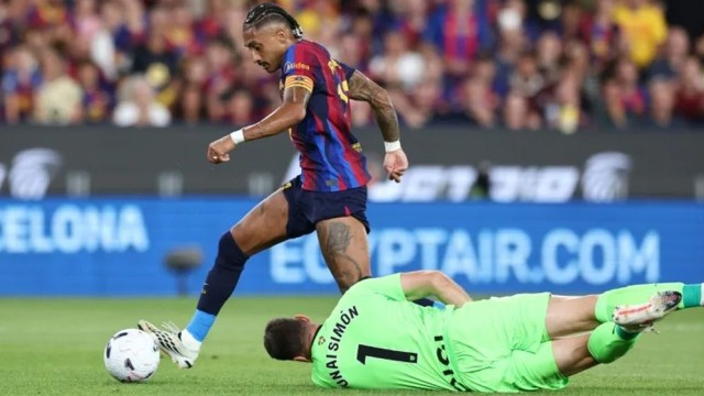 Rafinha, Fermin fire Barcelona to second straight La Liga win