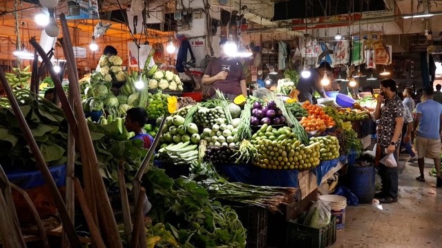 Vegetable Prices Fall as Eid Mood Grips Dhaka Markets