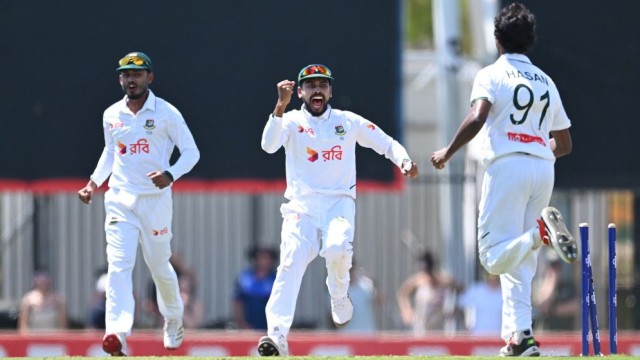 Bangladesh need 57 runs for historic Test win in Australia