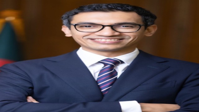 BIDA Chief Visits Rajshahi Silk Factory to Explore Industry Potential