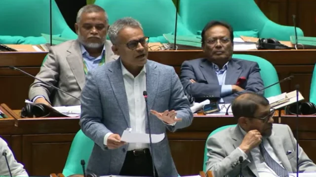 Shipping Minister Vows to Free Chattogram Port from Encroachment Within Two Months