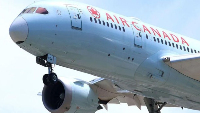 Air Canada Pilot Accused of Flying with Fake Licence for 17 Years