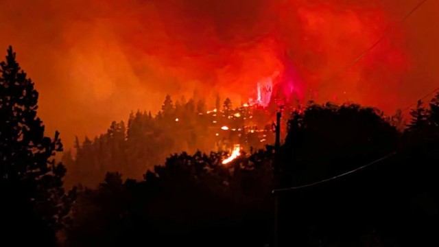 Wildfires Double in Size Overnight in Western Canada, Over 20,000 Evacuated
