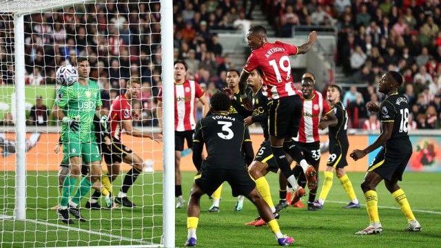 Brentford Crush Chelsea 3-0 to Climb Into Premier League Top Three