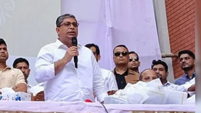 Govt to Build Modern Flats for Cleaners in Dhaka: State Minister