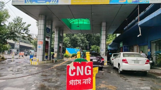 Severe gas shortage hits CNG stations across Dhaka