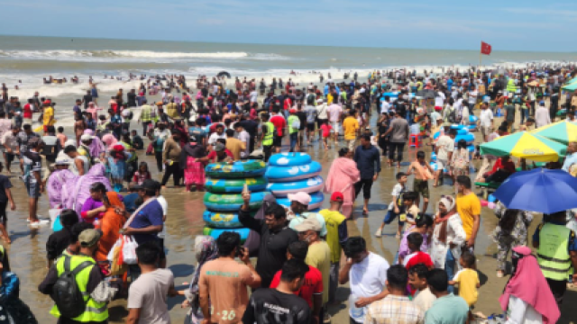 Cox's Bazar Gears Up for 600,000 Tourists During Durga Puja Holidays
