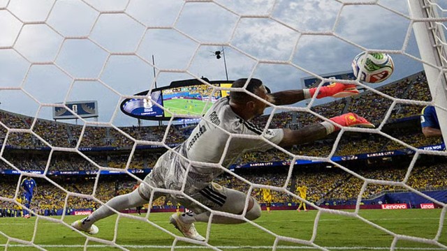 Goalkeeper Eloy Room's Heroics Earn Curaçao Historic Draw Against Ecuador