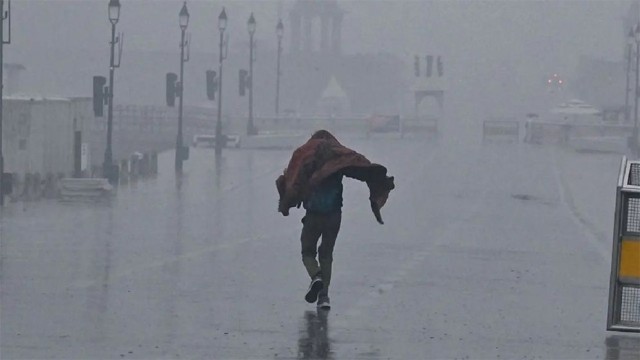 Heavy Rain, Waterlogging Bring Delhi to Standstill; Red Alert Issued