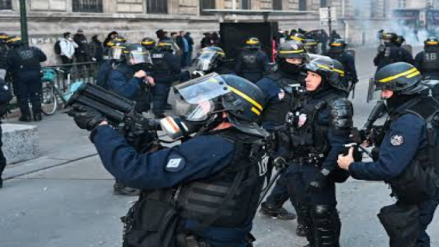 French PM Vows 'Massive' Security Deployment After Protest Riots