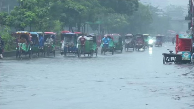 Met Office Forecasts Heavy Rain in Six Divisions, Including Dhaka