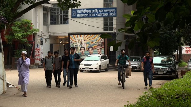 DU Teacher Evaluation Website Sparks Debate Over Privacy, Authority