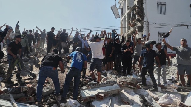 Colombia earthquake death toll rises to 273, 400 still missing