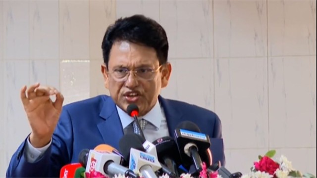 Education Minister Highlights ‘Brain Drain’, Calls for Research Investment and Academic Coordination