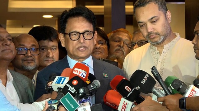 Education Minister Calls for Law Barring Teachers from Contesting Local Government Elections