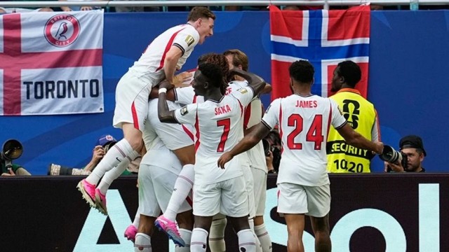 Bellingham Double Sends England into World Cup Semi-finals with 2-1 Comeback Win over Norway