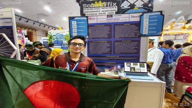 Pabna Innovator Fiha Hussain Wins Silver Medal at Malaysia Competition