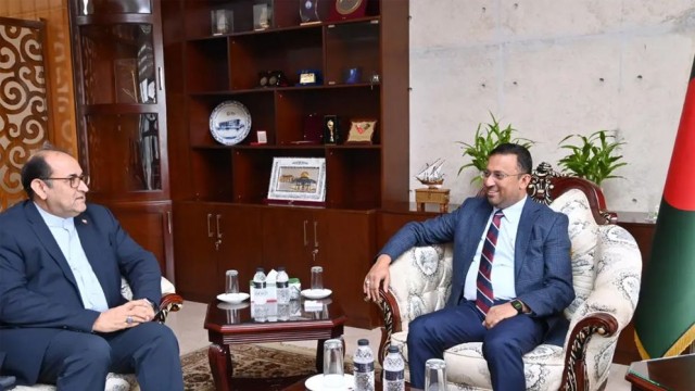 No obstacle for Bangladeshi fuel ships in Strait of Hormuz: Iranian envoy