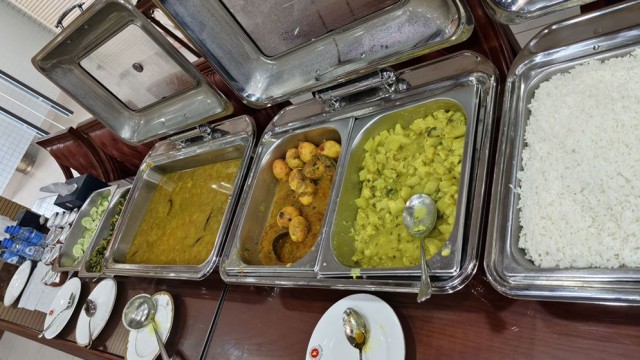 NOAB Meets Prime Minister, Discusses Media Industry Crisis