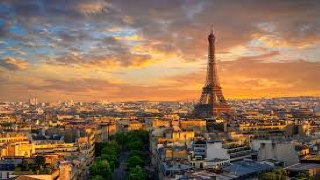 France Unveils International Team to Lead $800 Million Louvre Overhaul