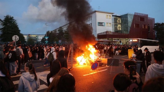 Student protests spread across France as unrest intensifies