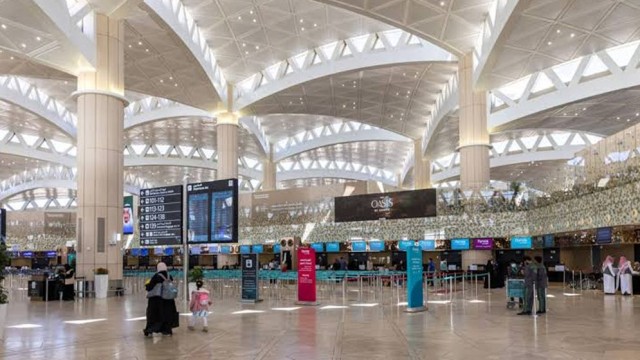 Riyadh International Airport to Remain Closed Until October 17 After Houthi Attacks