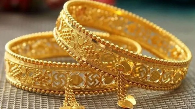 BAJUS Cuts Gold Price by Tk 2,216 per Bhori; New Rate Effective Today