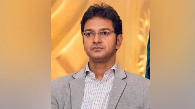 Justice Debasish Roy Chowdhury Takes Oath as Permanent High Court Judge