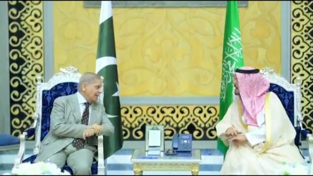 Pakistan PM Shehbaz Sharif Begins Three-Day Official Visit to Saudi Arabia