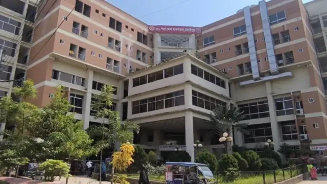 Tk 9 Crore Hospital E-Tender Disrupted in Madaripur, Drug Shortage Deepens
