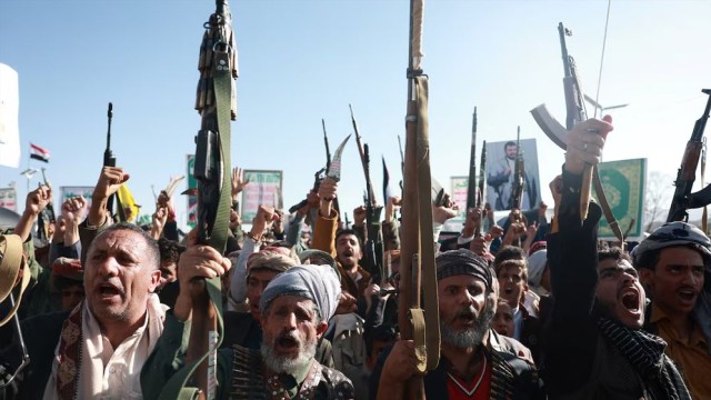 Houthi Attack on Yemen Training Camp Kills 58, Injures More Than 200