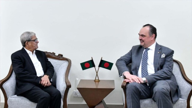 Bangladesh Invites US Investment in Key Sectors