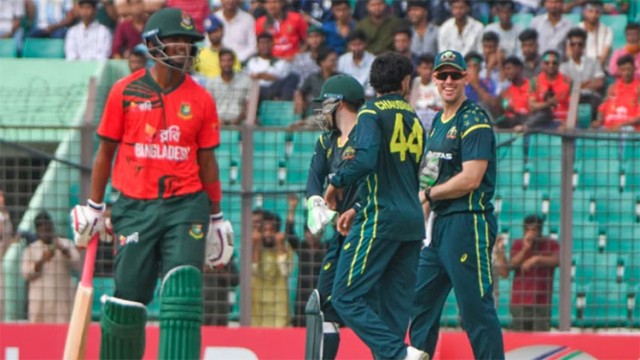 Australia Spinners Dominate as Bangladesh Collapse to 131 in First T20I in Chattogram
