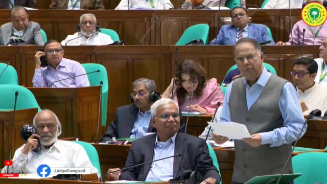 Govt Gives Top Priority to Renewable Energy to Rebuild Power Sector: Energy Minister