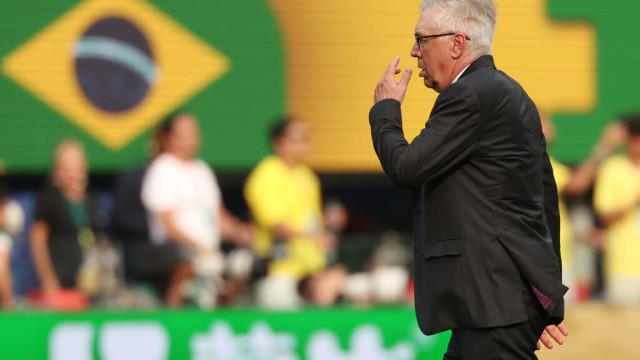 Brazil's World Cup Exit “Start of New Cycle,” Says Ancelotti After 2-1 Loss to Norway