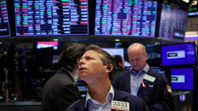 Wall Street little changed as markets digest weak retail sales report