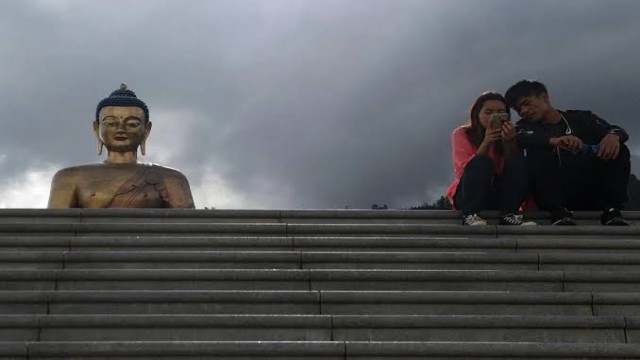 Sri Lanka unearths 17 gold-plated Buddha statues at ancient monastery sit