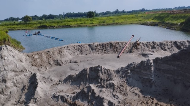 Dredger Soil Cutting Continues in Pabna Despite Repeated Drives