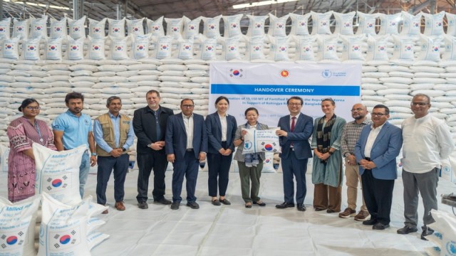 South Korea Donates 15,000 Tonnes of Rice for Rohingya Refugees